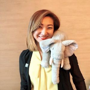 Meet your Posher, Iris